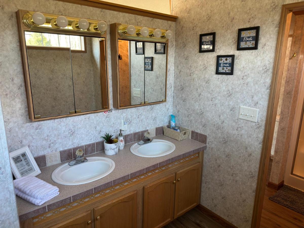 Spacious Cozy Getaway ! King Bed, Game Room, Out Door Patio Cairo Exterior foto